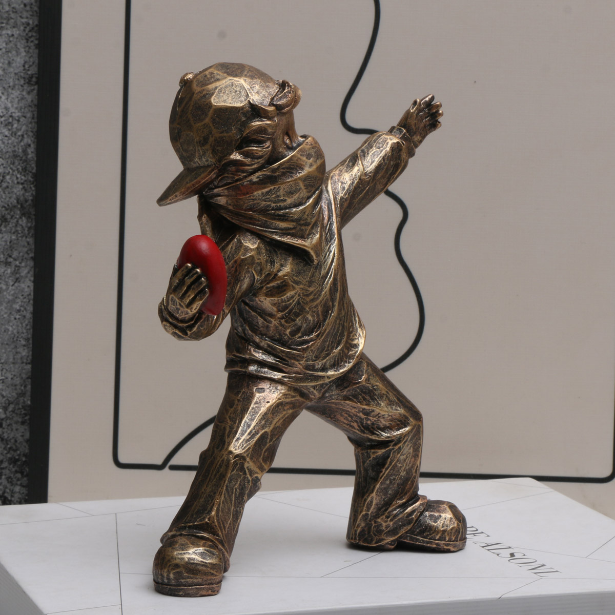 1 Stück Harz Banksy Love Skulp – Retro Gaming Decor Bewertung und Preis